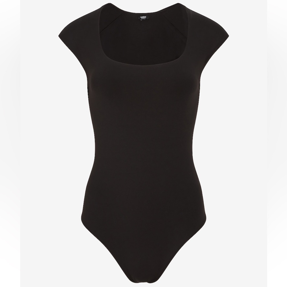 Body Contour Black Bodysuit!
Body contour and stretchy material 
Size XS